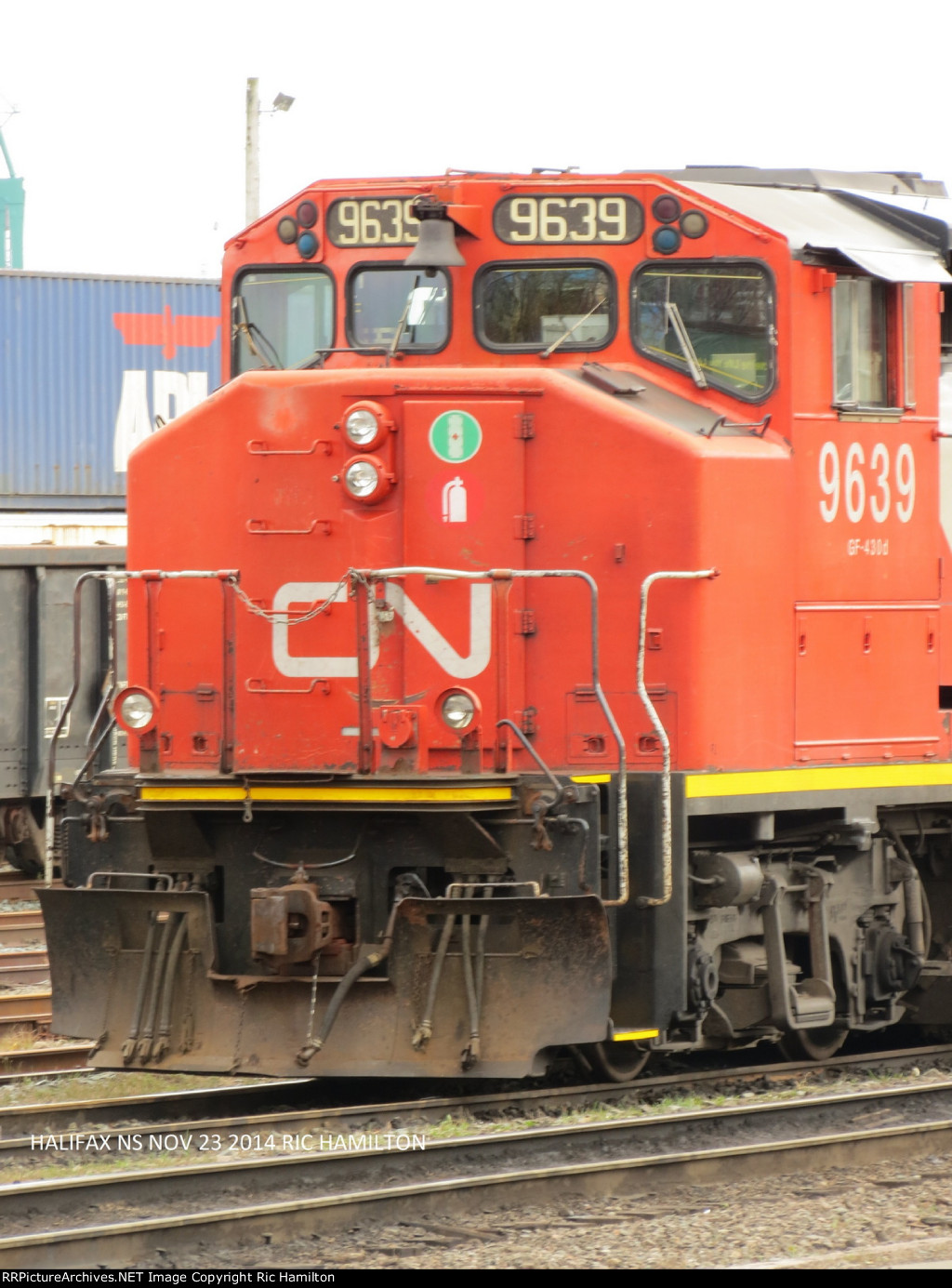 CN 9639